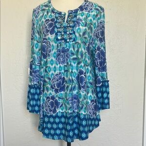 Ruby Rd. Floral Blue and Green Women's Top. Size S